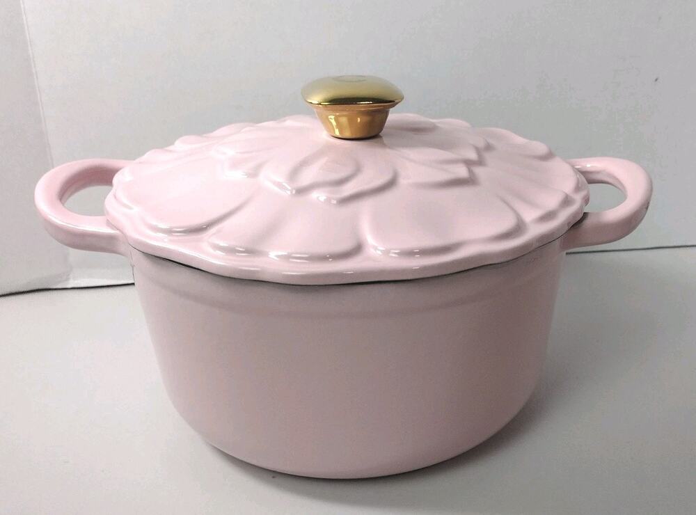 Crofton 2 Qt. Cast Iron Dutch Oven Pink NEW